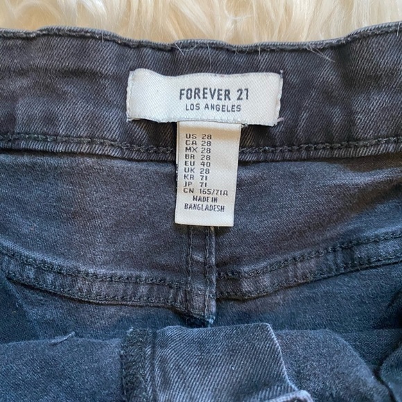 Women’s Forever 21 Black Denim‎ Jeans size 28 - Picture 3 of 7